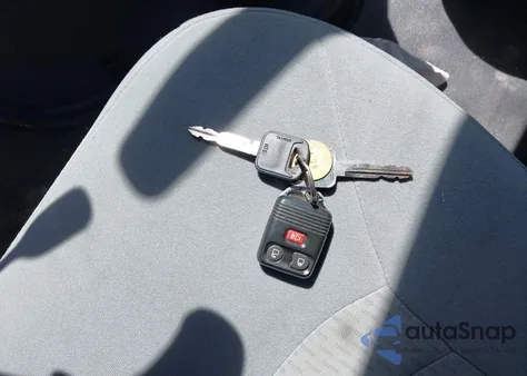 2007 Ford E-350 Super Duty Xl/Xlt z USA, uszkodzony, nr VIN 1FBSS31L37DB34876